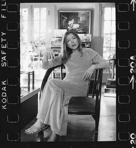 joan didion dress style.